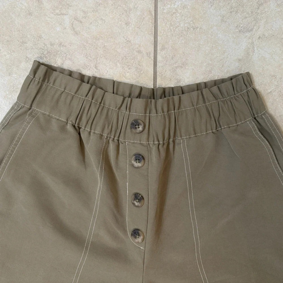 Zara | Cropped high waisted trousers in Olive | Size: Medium - Picture 3 of 7